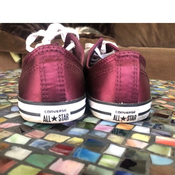 Converse red satin low tops - Picture 3 of 3